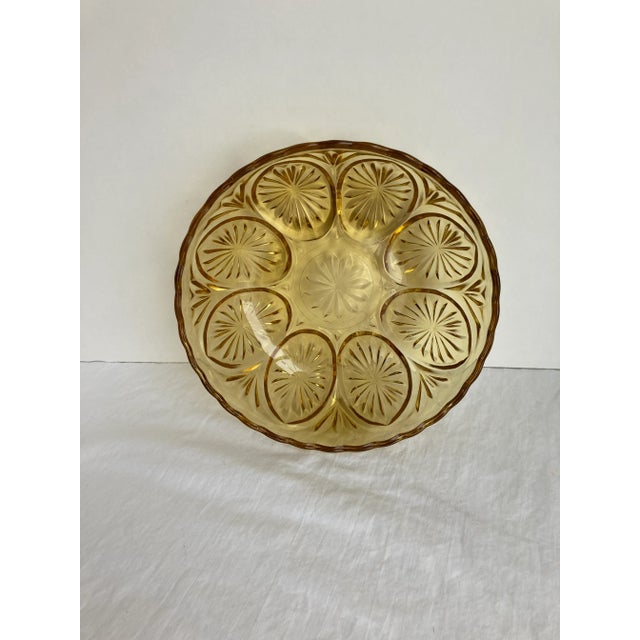 Mid-Century Modern Vintage Anchor Hocking Medallion Starburst Honey Amber Fruit Serving Bowl For Sale - Image 3 of 9