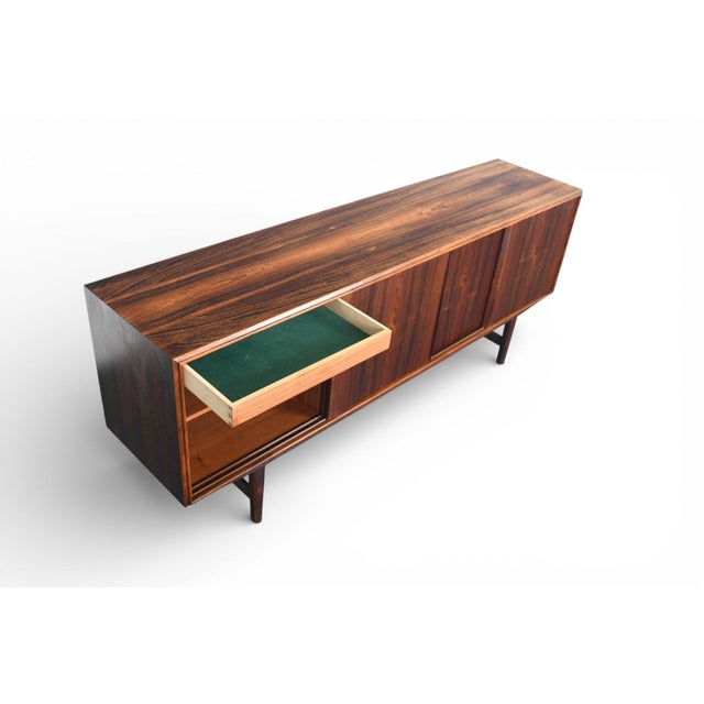 Wood Mid 20th Century Low Brazilian Rosewood Credenza by E.W. Bach, Attributed For Sale - Image 7 of 12
