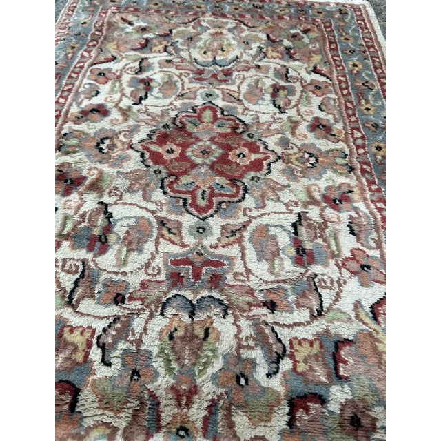 Small Vintage Silk and Wool Pakistani Rug from Bobyrugs, 1980s For Sale - Image 12 of 14