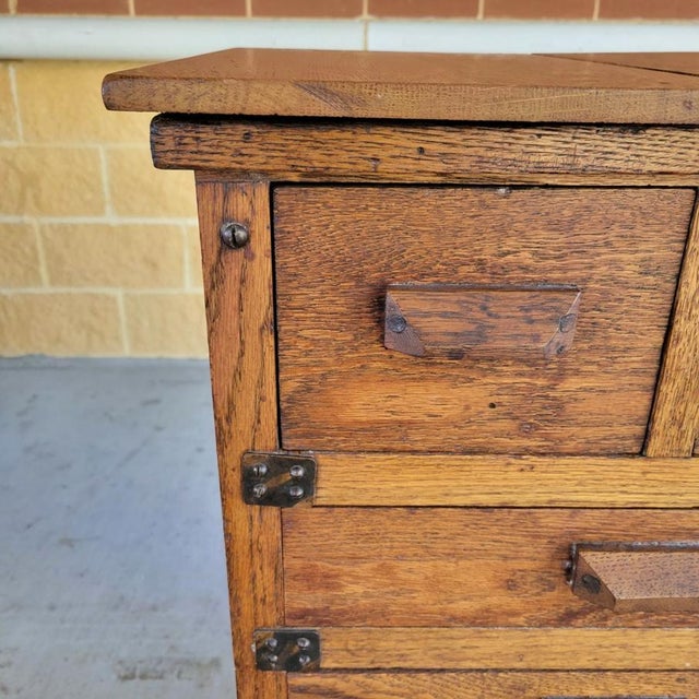 Antique American Arts & Crafts Oak Storage Cabinet, c.1910 For Sale In Raleigh - Image 6 of 9