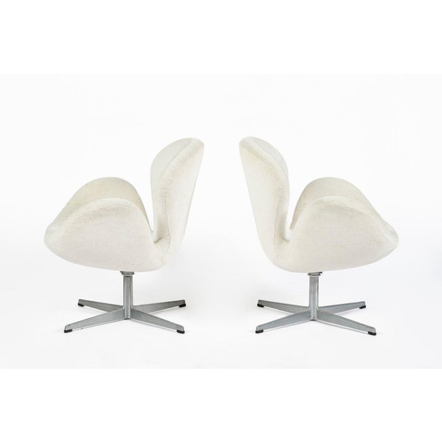Fritz Hansen Mid Century Danish White Swan Chairs by Arne Jacobsen for Fritz Hansen 1960s, 2 Avail For Sale - Image 4 of 16