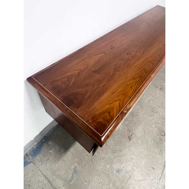 Warren Platner C. 1970s Warren Platner Style Walnut and Polished Aluminum Space Age Credenza For Sale - Image 4 of 8