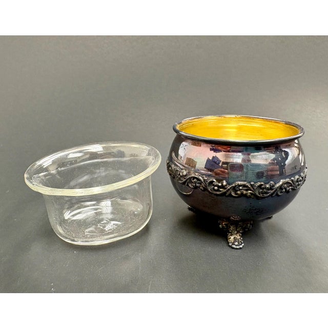 Art Deco Antique Sterling Silver Salt Cellar – Cauldron Style With Glass Insert, 3-Legged, Marked 925 For Sale - Image 3 of 6