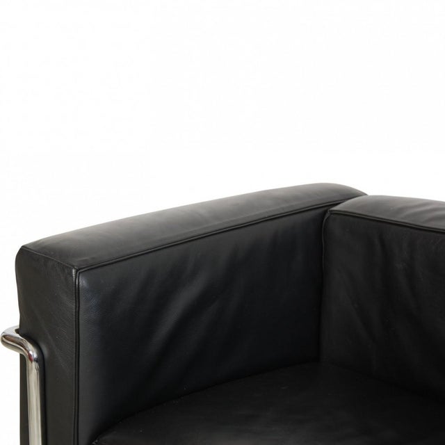 LC3 Chair in Black Leather by Le Corbusier, 2010s For Sale - Image 3 of 17