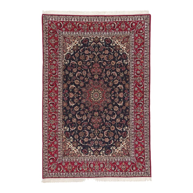 Vintage Persian Isfahan Rug - 06'09 X 10'00 For Sale