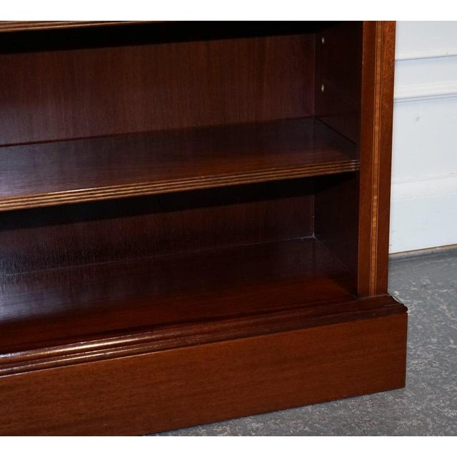 Vintage Edwardian Style Sheraton Dwarf Open Bookcase Adjustable Shelves, Set of 2 For Sale - Image 10 of 18
