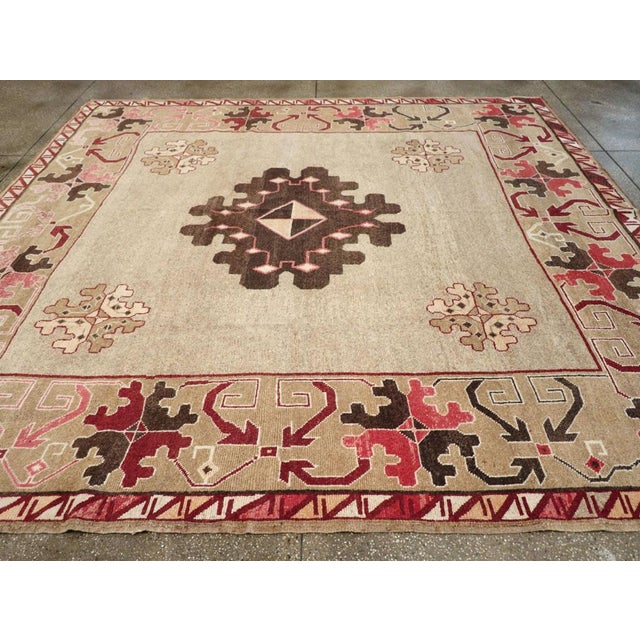 Galerie Shabab Collection Mid-20th Century Turkish Anatolian Square Carpet For Sale In New York - Image 6 of 10