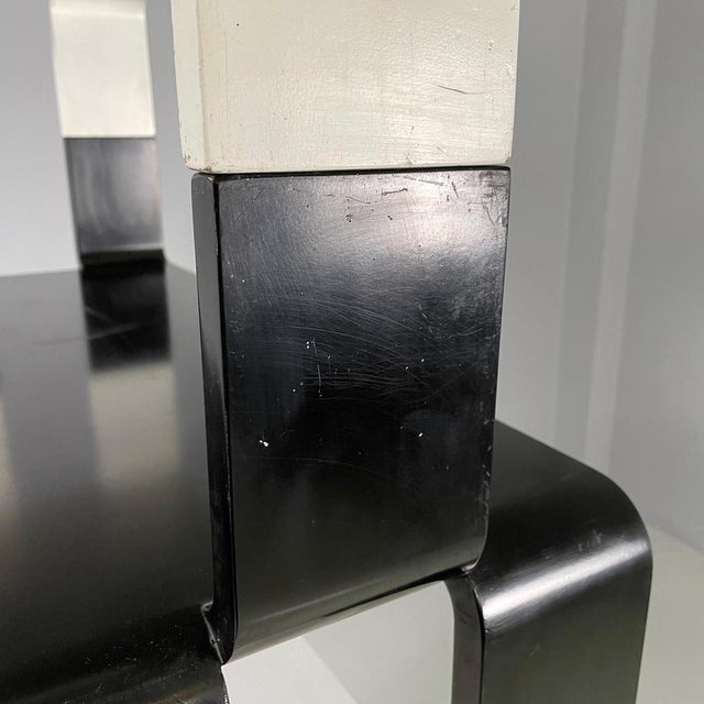 Black Italian Modular Curved Edges Black and White Wooden Bookcase, 1980s For Sale - Image 8 of 18