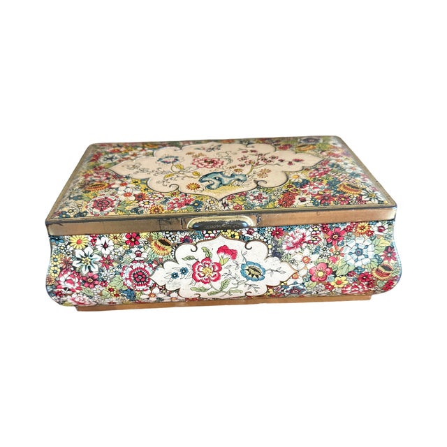 Mid 20th Century Vintage Dutch Floral Candy Box Made in Holland For Sale - Image 5 of 7