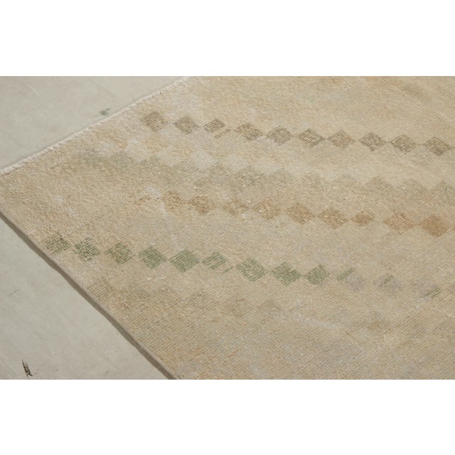 1960s 1960s Vintage Art Deco Rug in Beige-Brown, Green and White Chevron Pattern For Sale - Image 5 of 8