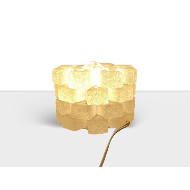 Metal and glass table lamp. Made in Italy, around 1970. 11 x 16 x 16 cm. Good conditions. Up to 250V (Europe/UK...
