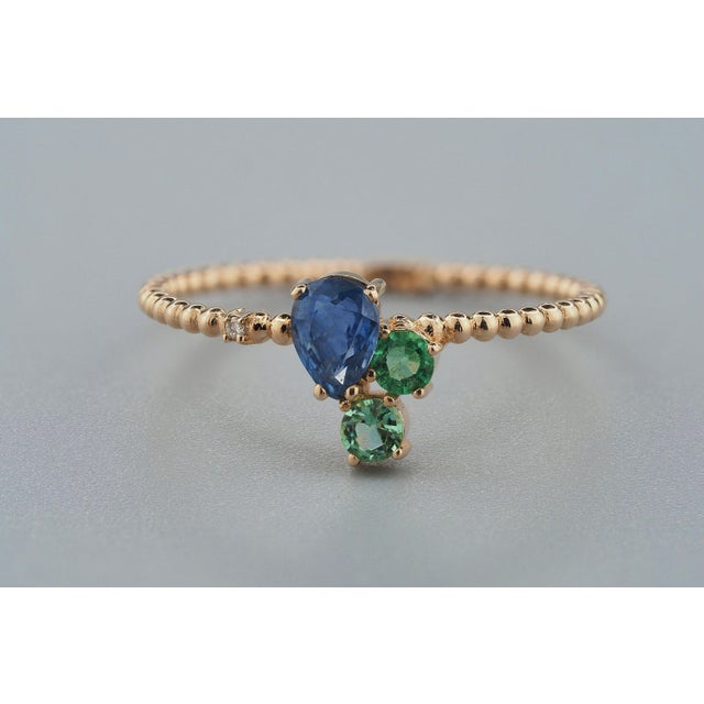 Pear Sapphire 14k Gold Ring - 5 Us Size For Sale - Image 9 of 9