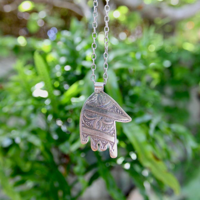 Silver Vintage Berber Hand of Fatima/ Hamsa Sterling Silver Pendant With Geometric Motif For Sale - Image 8 of 9