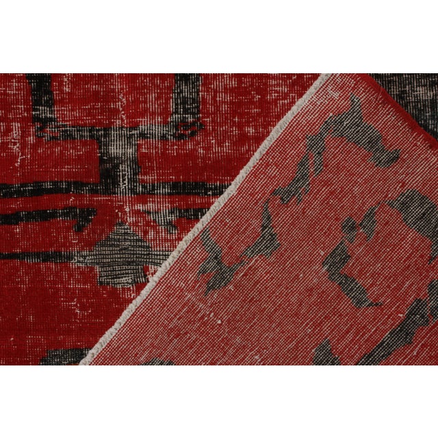 Red 1960s Vintage Mid-Century Modern Rug in Red and Black, Distressed Deco Pattern For Sale - Image 8 of 8