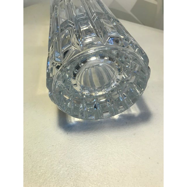1980s Mid-Century Modern Vertical Cut Crystal Vase For Sale - Image 5 of 9