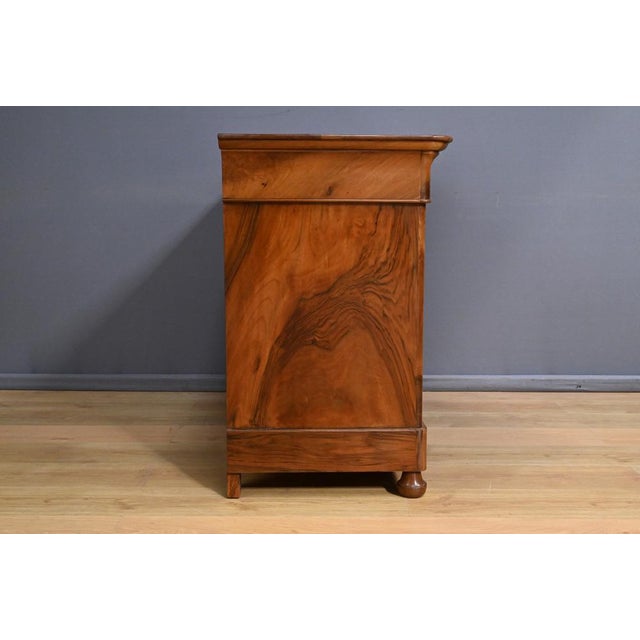 Restoration Chest of Drawers in Burr Walnut, 19th Century For Sale - Image 10 of 17