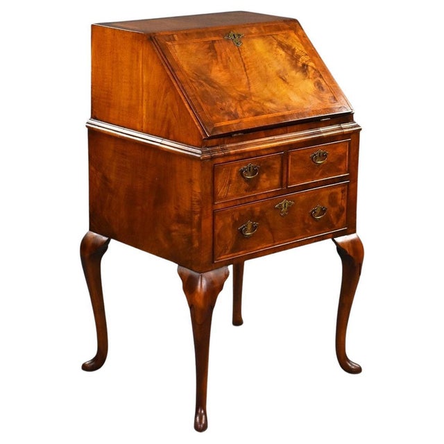 Queen Anne Walnut Bureau, 1930s For Sale - Image 11 of 11