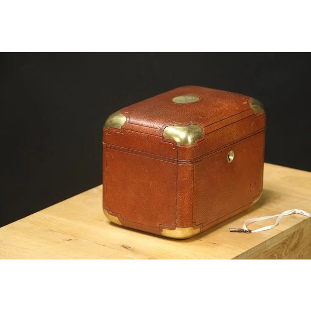 Metal Cigar Box in Leather For Sale - Image 7 of 9