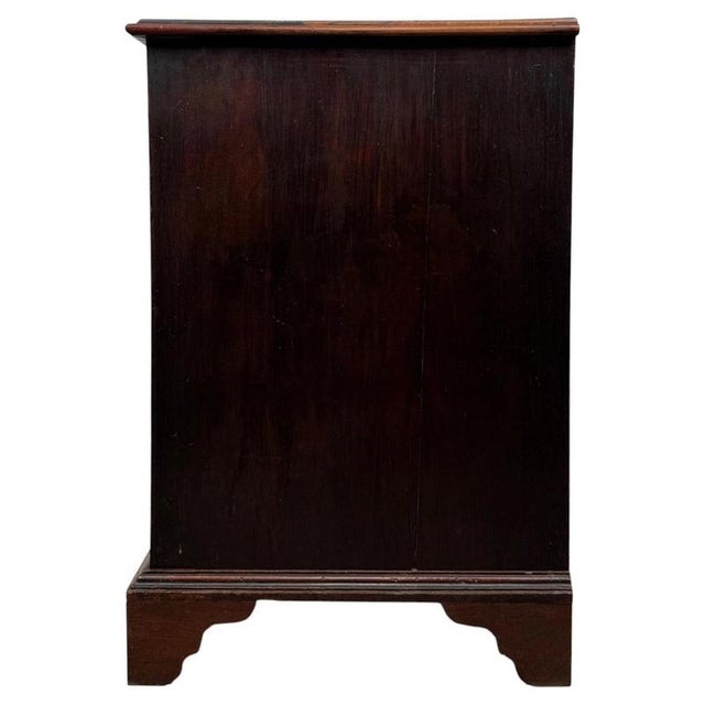 Antique English Georgian Chest of Drawers, 1700s For Sale - Image 11 of 12