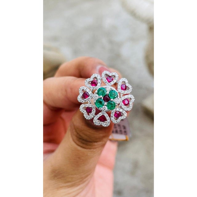 Boho Chic Solid 14k Gold Ruby Emerald and Pave Set Diamond Bohemian Chic Flower Ring Size 8.5 For Sale - Image 3 of 7