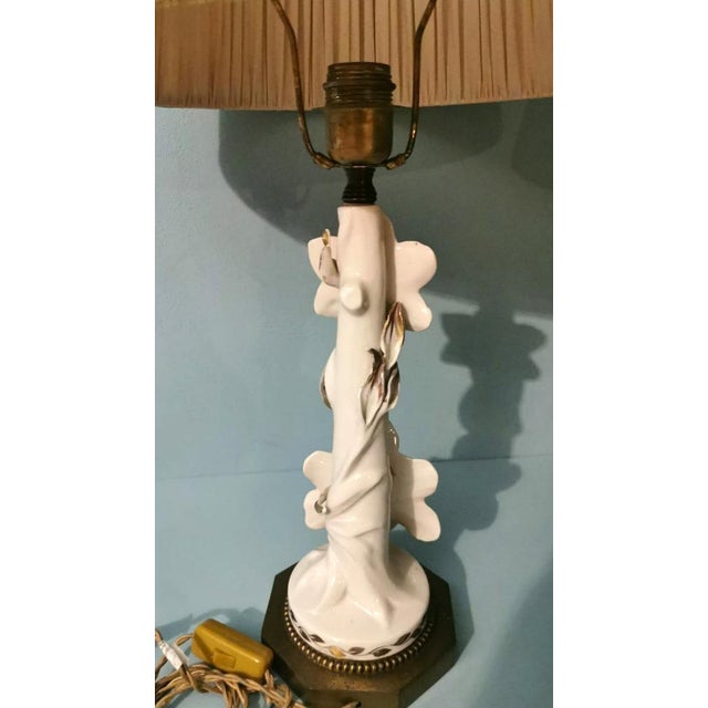 Gold Art Noveau French Porcelain Lamps, 1950, Set of 2 For Sale - Image 8 of 13