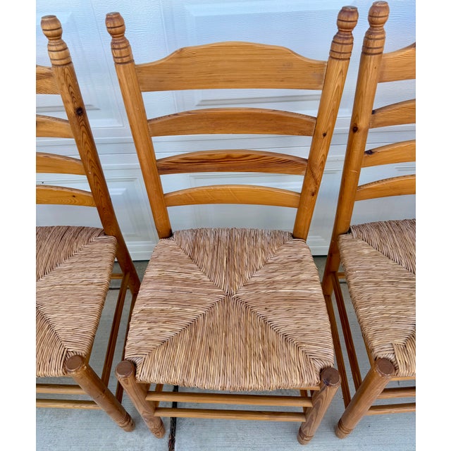 Mid 20th Century Mid 20th Century Set of 6 Ladder Back Shaker Farm House Chairs With Rush Seats For Sale - Image 5 of 17