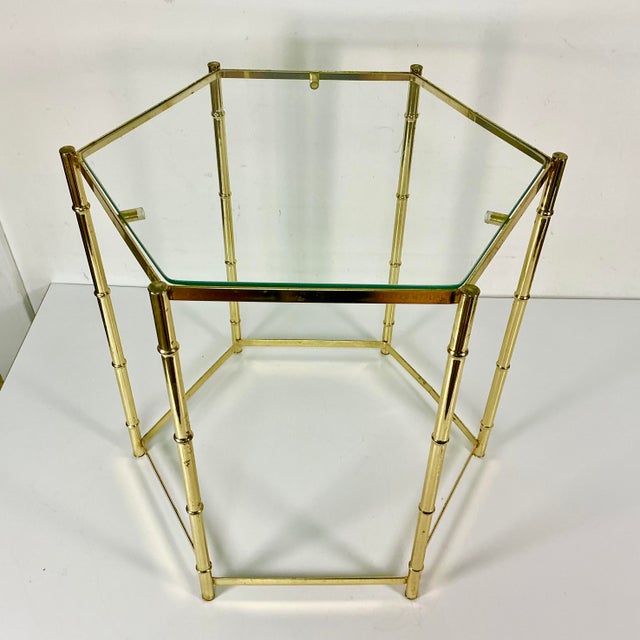 1970s Vintage Boho Chic Coastal Hollywood Regency Faux Bamboo Metal Drinks Table. For Sale - Image 4 of 12