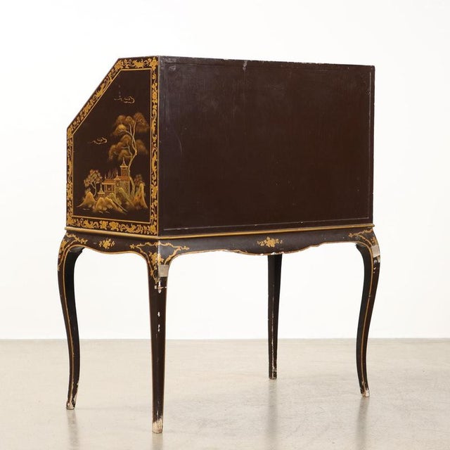 Chinoiserie Console Table with Flap For Sale - Image 11 of 12