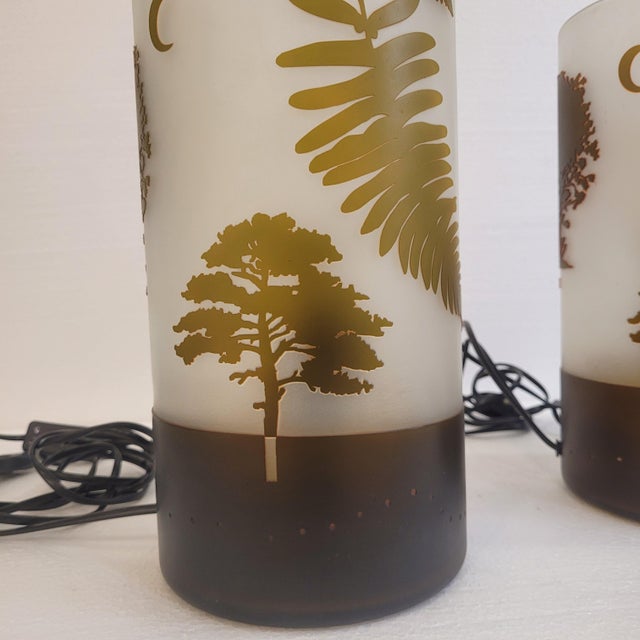Table Lamps in Bent and Acid-Etched Glass by F.J., France, 1970s, Set of 2 For Sale - Image 11 of 18