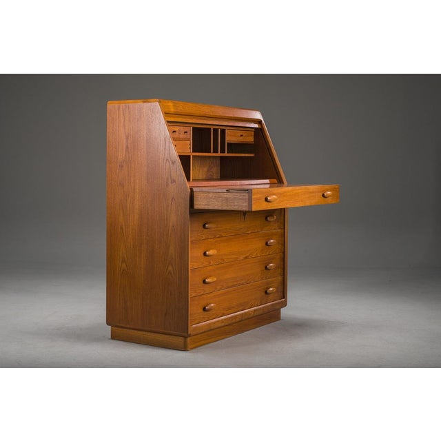 1970s Mid-Century Modern Teak Secretary from Dyrlund, Denmark, 1960s For Sale - Image 5 of 18
