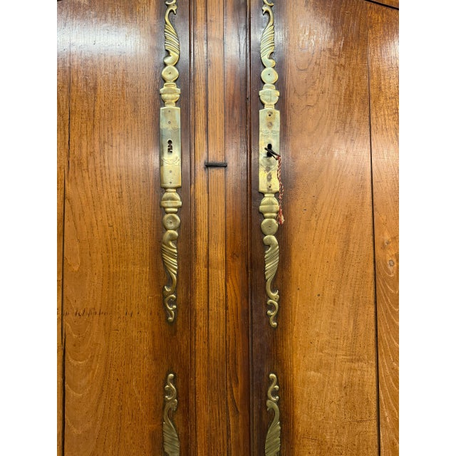 18th Century Country French Louis XV Style Chestnut Armoire With Bonnet Top, Circa 1790 For Sale In Indianapolis - Image 6 of 14