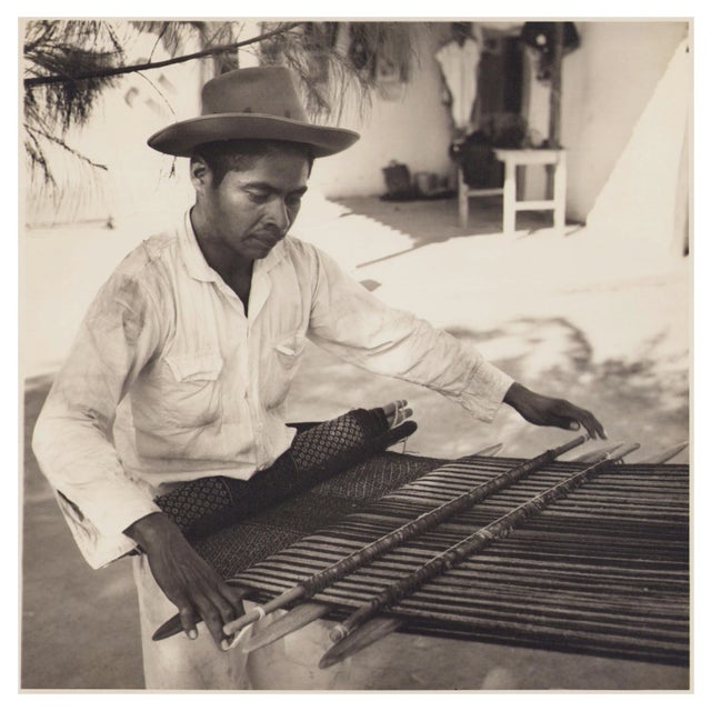 Hanna Seidel, Mexico, Man, Handcraft, 1960s, Black and White Photography For Sale