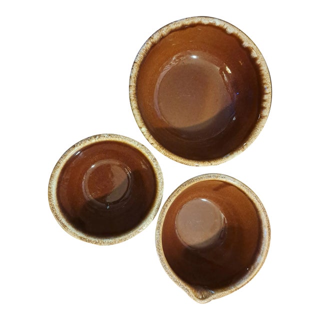 1980s Mid-Century McCoy Pottery Mixing Bowl Set- 3 Pieces For Sale