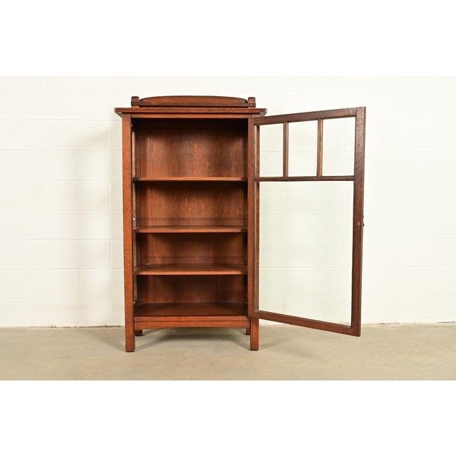 Early 20th Century Limbert Antique Mission Oak Arts & Crafts Bookcase or China Cabinet, Circa 1910 For Sale - Image 5 of 15