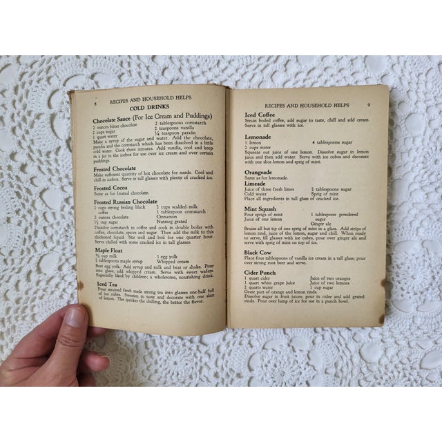 Tan 1920s/1930s, Detroit Times Cook Book, Practical Recipes for the Housewife For Sale - Image 8 of 13