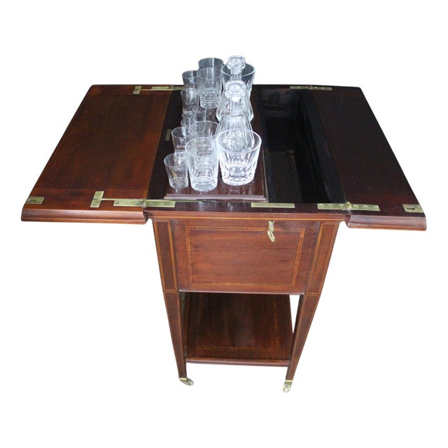Art Deco Maple Automatic Apartment Bar with Crystal Decanters from Baccarat, 1920s, Set of 17 For Sale