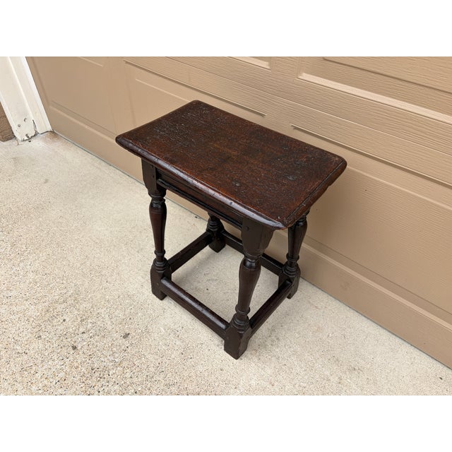 French Country Late 17th Century English Oak Joint Stool With Turned Legs For Sale - Image 3 of 13