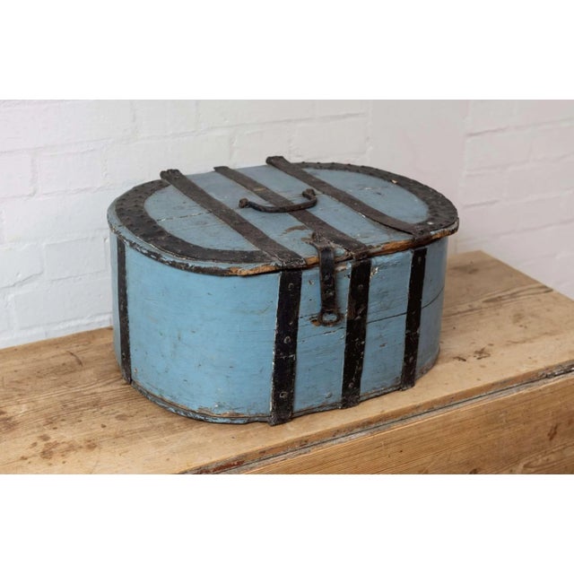 19th Century Swedish Painted Box For Sale - Image 3 of 8