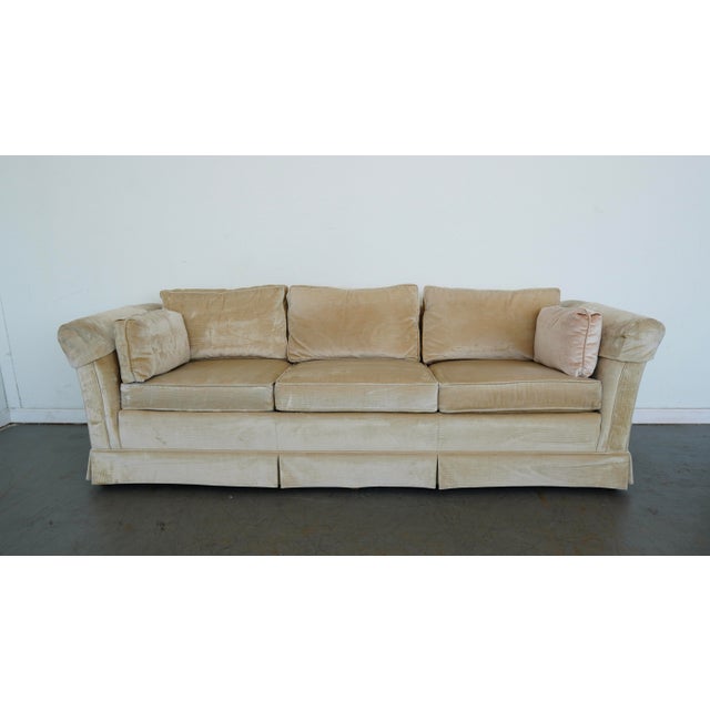 A classic three-seat sofa by Drexel Heritage, crafted in North Carolina and dating from the late 1970s to 1980s. This...