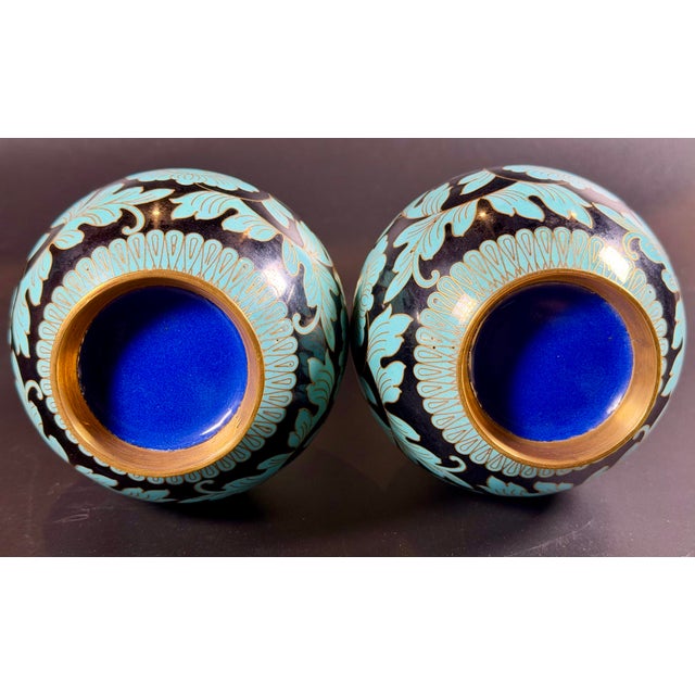 Chinese 9" Pair Vintage Chinese Cloisonné Vases - Black & Turquoise Floral (Frid Estate) For Sale - Image 3 of 4