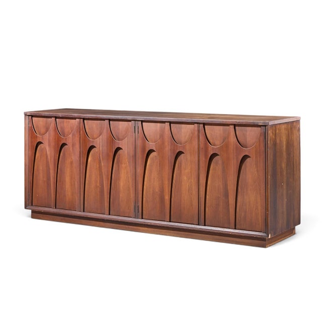 Mid-Century Modern Broyhill Brasilia Mid Century Walnut Credenza For Sale - Image 3 of 10