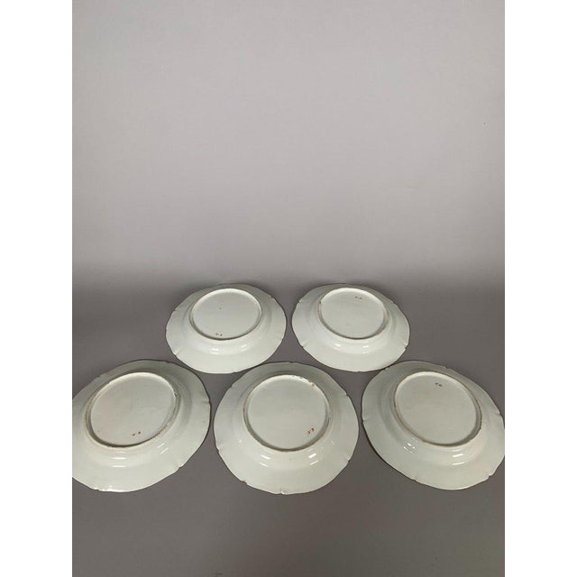 18th Century Manufacture Du Comte d'Artois - Plate (5) - Soft-paste porcelain, 18th century For Sale - Image 5 of 8