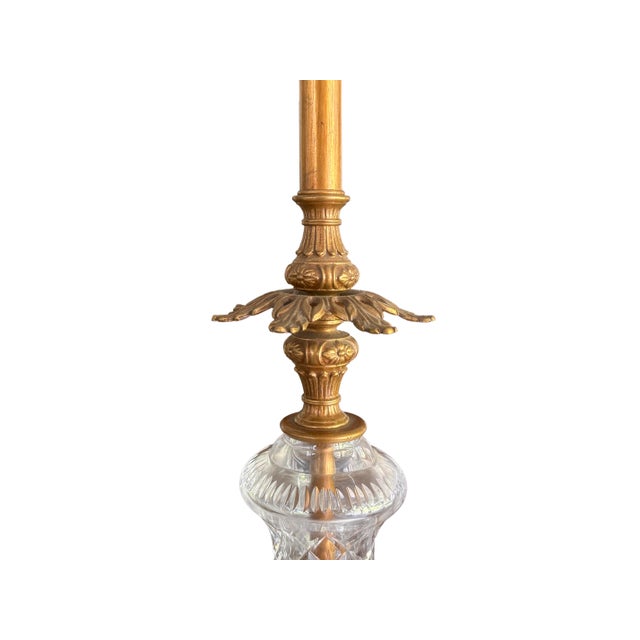 Mid-Century Modern Vintage Tall Neoclassical Brass & Hand-Cut Lead Crystal Column Table Lamp For Sale - Image 3 of 8