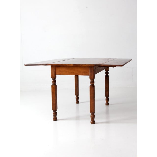 Early 20th Century Antique American Country Drop Leaf Table For Sale - Image 5 of 15