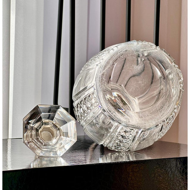 Victorian Cut Crystal Decanters, England, 1890, Set of 2 For Sale - Image 3 of 8