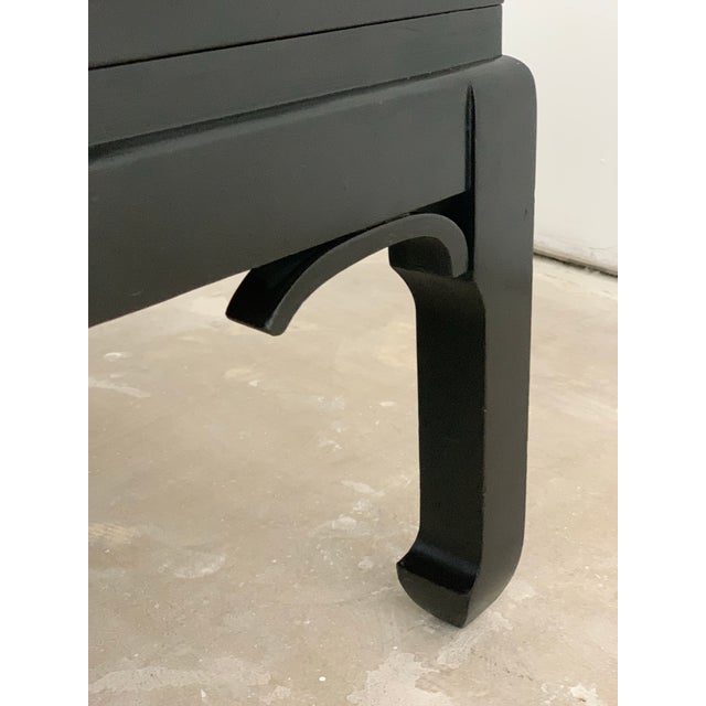 Vintage Chinoiserie Black Side Tables Nightstands - A Pair For Sale - Image 4 of 7