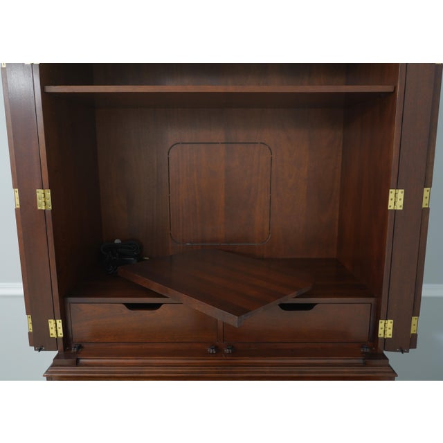 Stickley Stickley Colonial Williamsburg Mahogany Entertainment Unit Armoire For Sale - Image 4 of 18