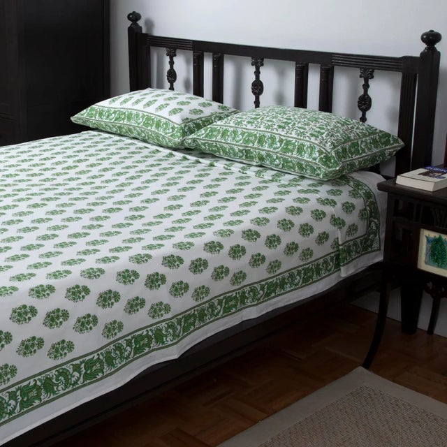 Riya Twin-XL Bed Green Flat Sheet For Sale - Image 6 of 8
