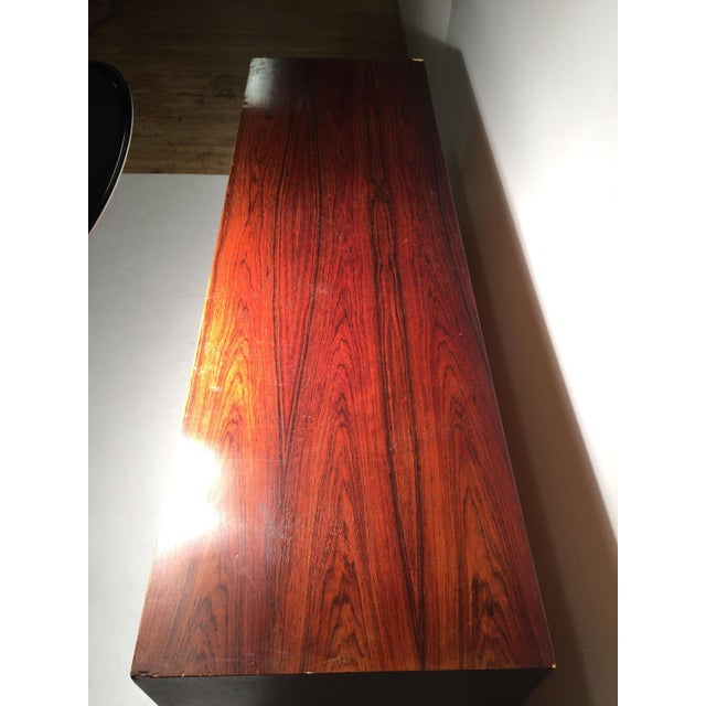 Danish Modern Signed Poul Hundevad Rosewood Dresser Sideboard For Sale In Chicago - Image 6 of 12