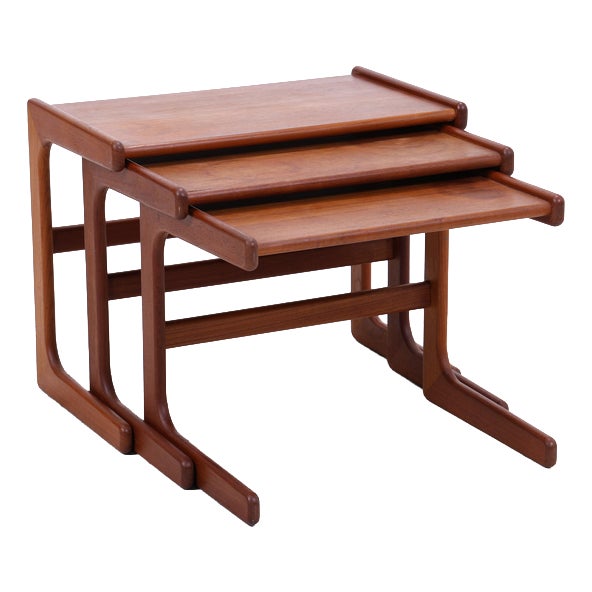 Mid-Century Danish Teak Nesting Tables, Set of 3 For Sale